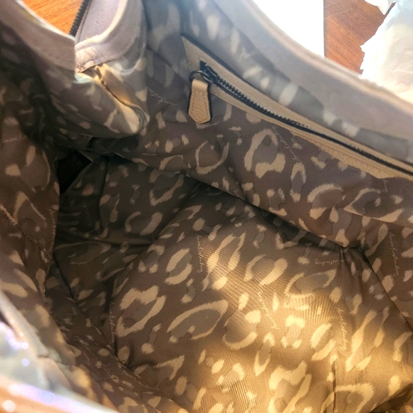 Aimee Kestenberg Leather Expandable Shopper Mystic Metallic Lovers Lane Bag - Picture 12 of 16